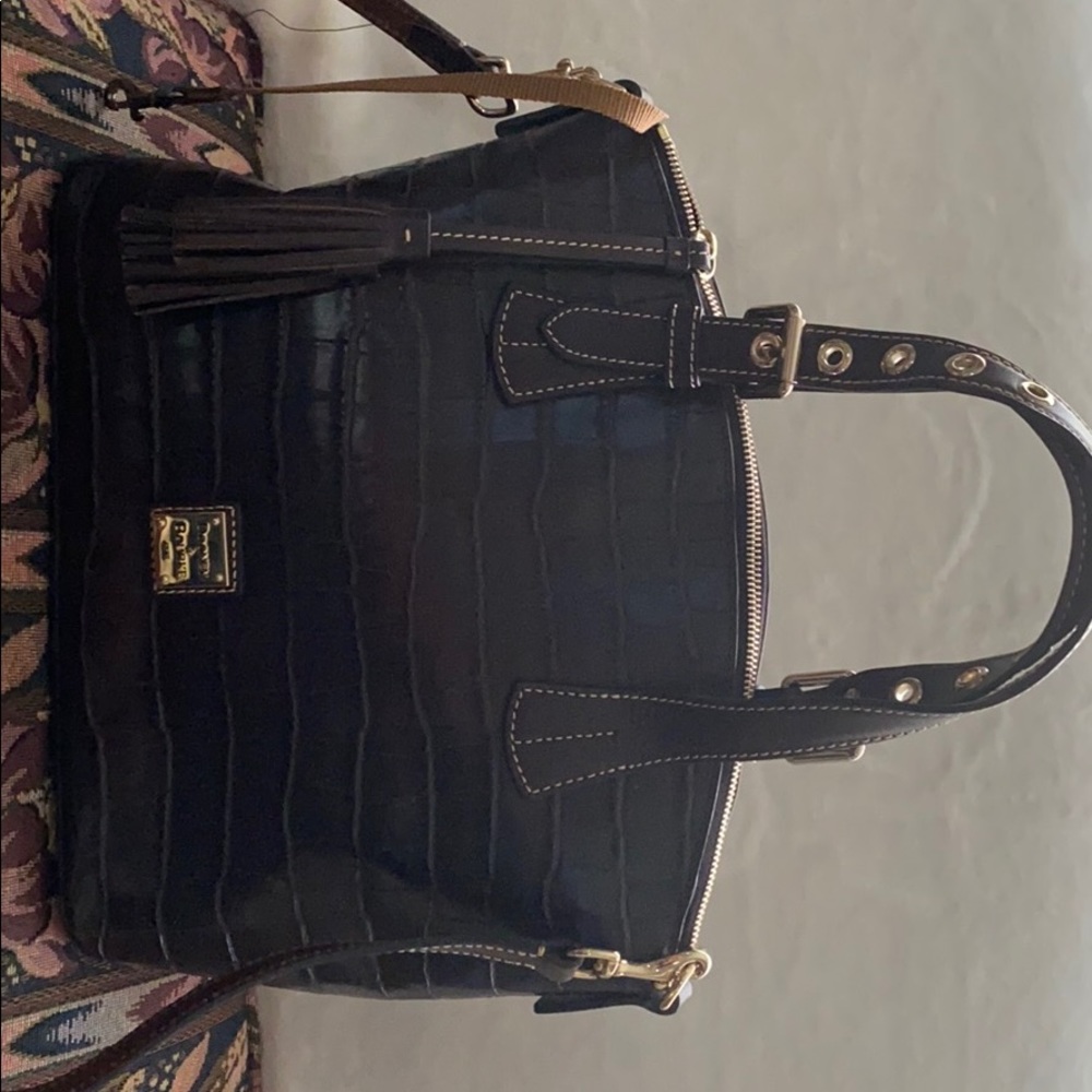 Dooney & Bourke handbag
